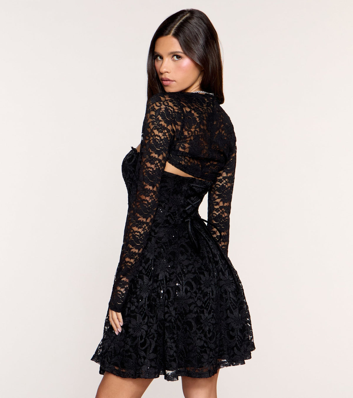 Lace On Cue Scallop Bolero