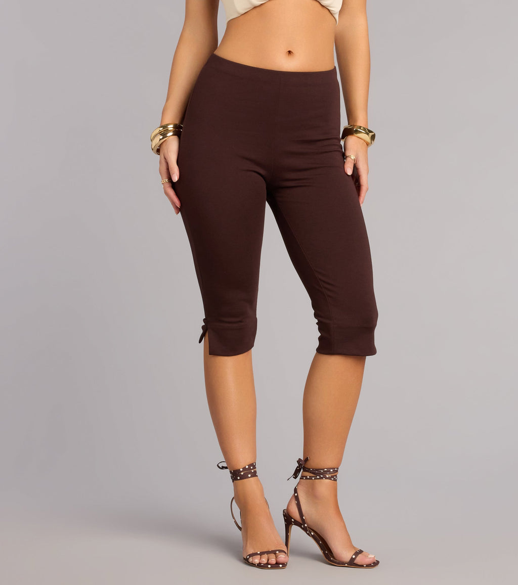 Forever On Trend High Rise Ponte Capri Pants