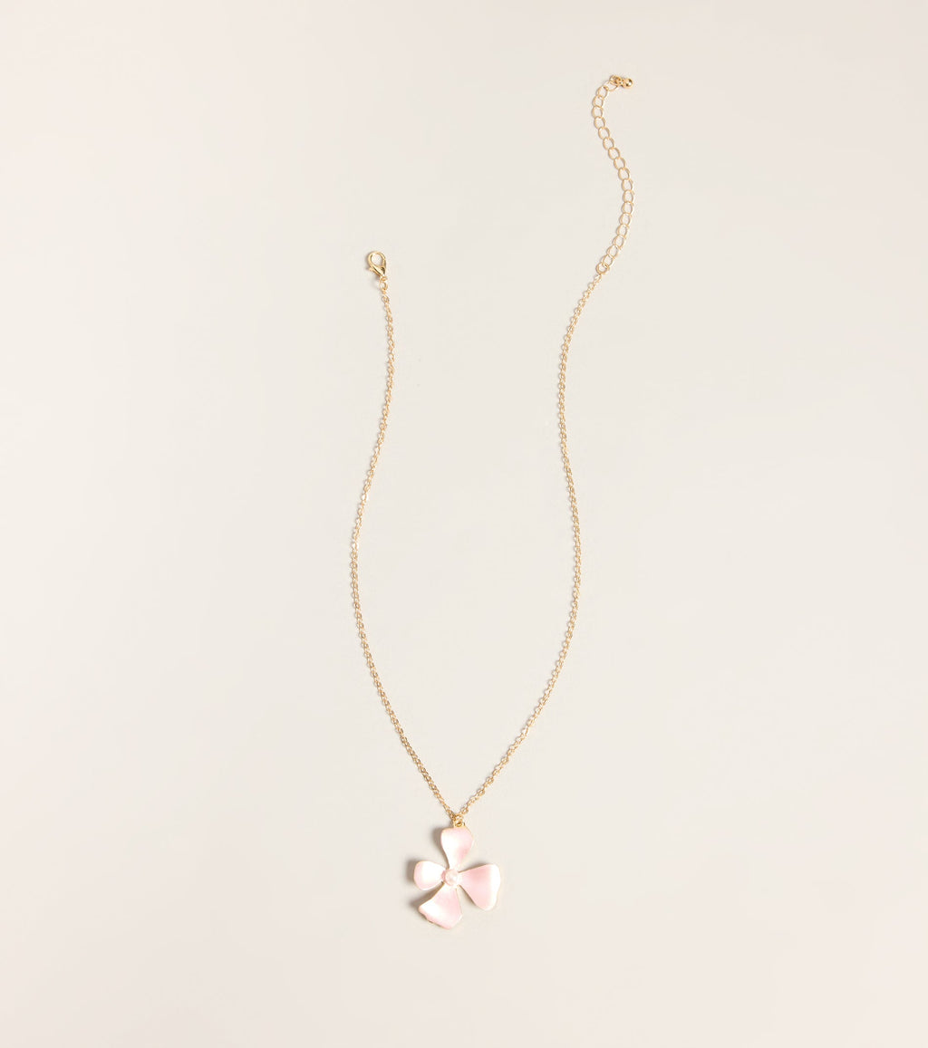 Petal Crush Floral Pendant Necklace