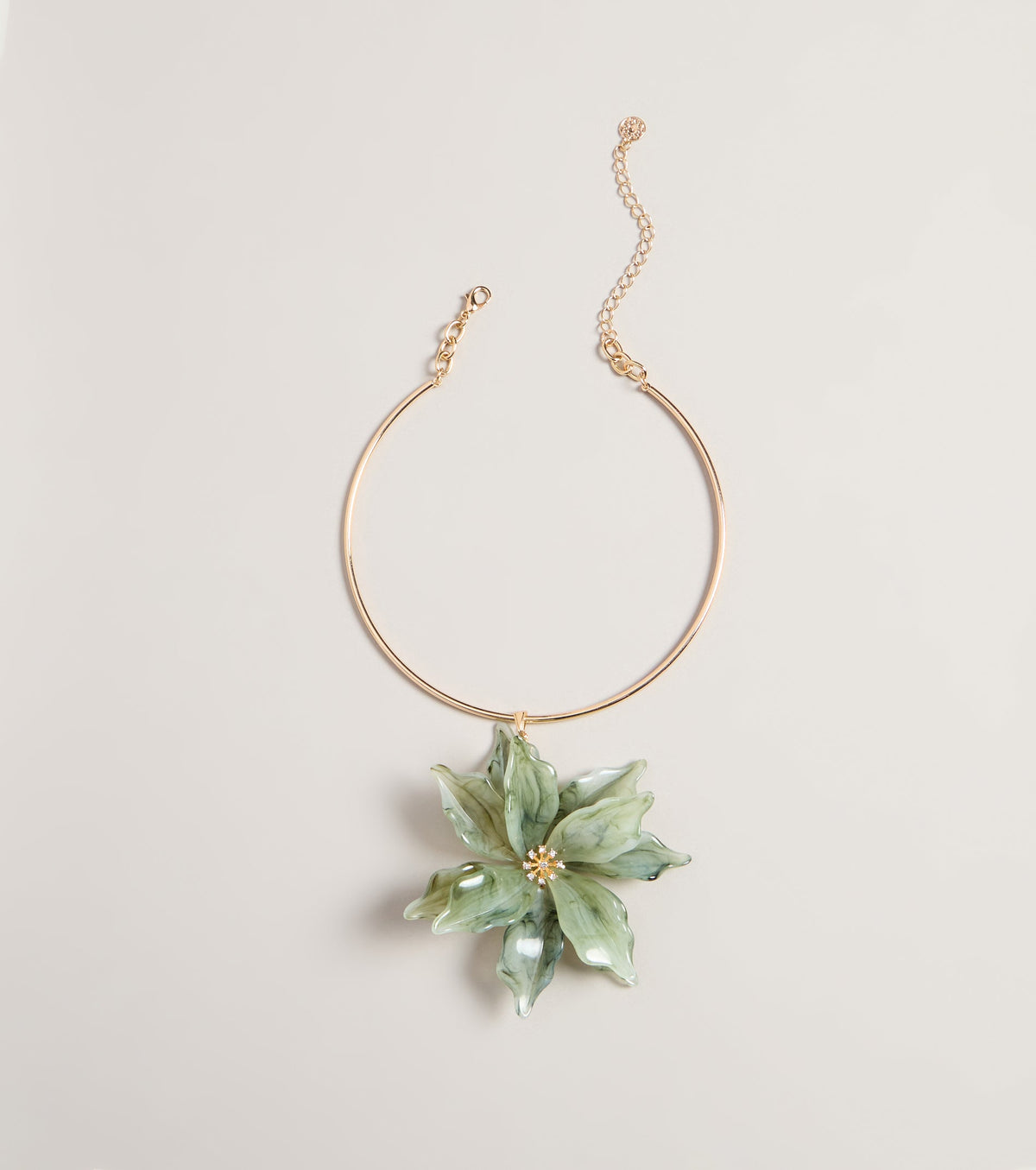 Blooming Beauty Resin Flower Collar Necklace