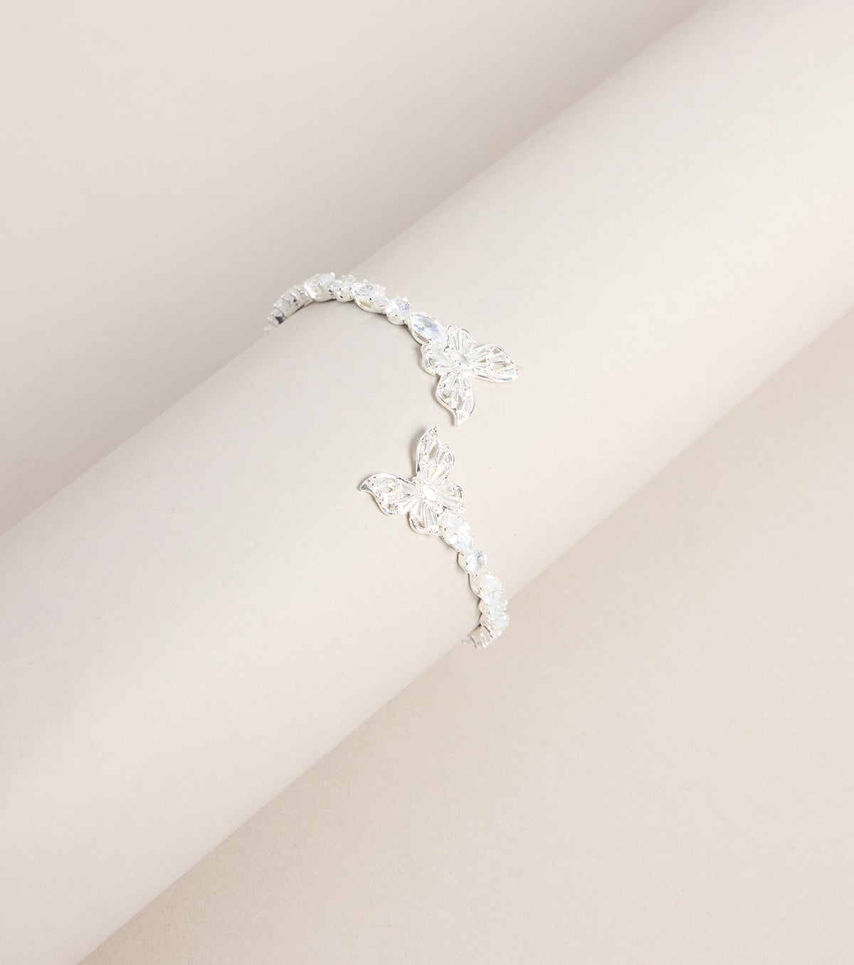 Flutter Effect Rhinestone Butterfly Cuff Bracelet
