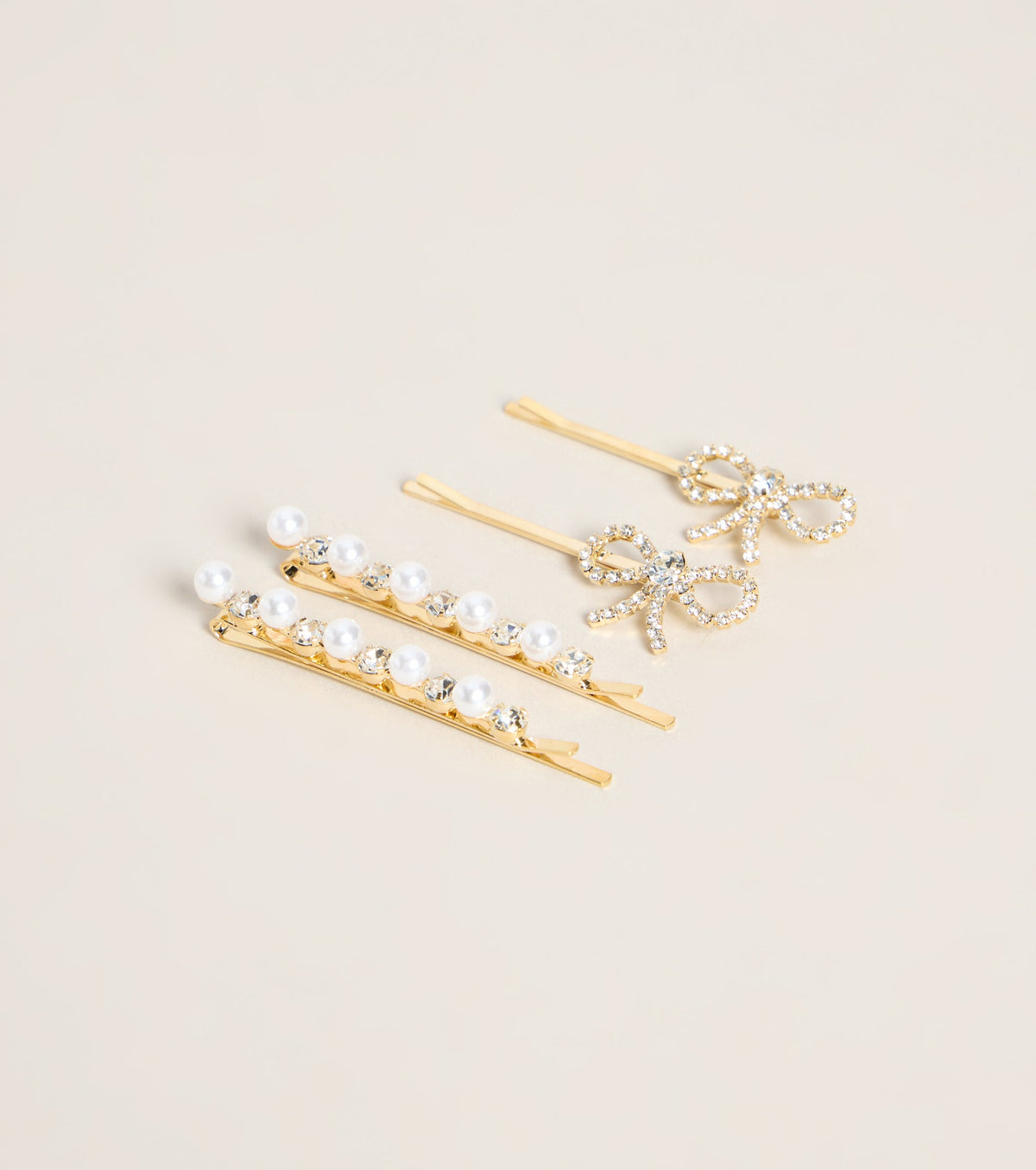 Pinned Pretty Bow And Pearl Hair Pin Set