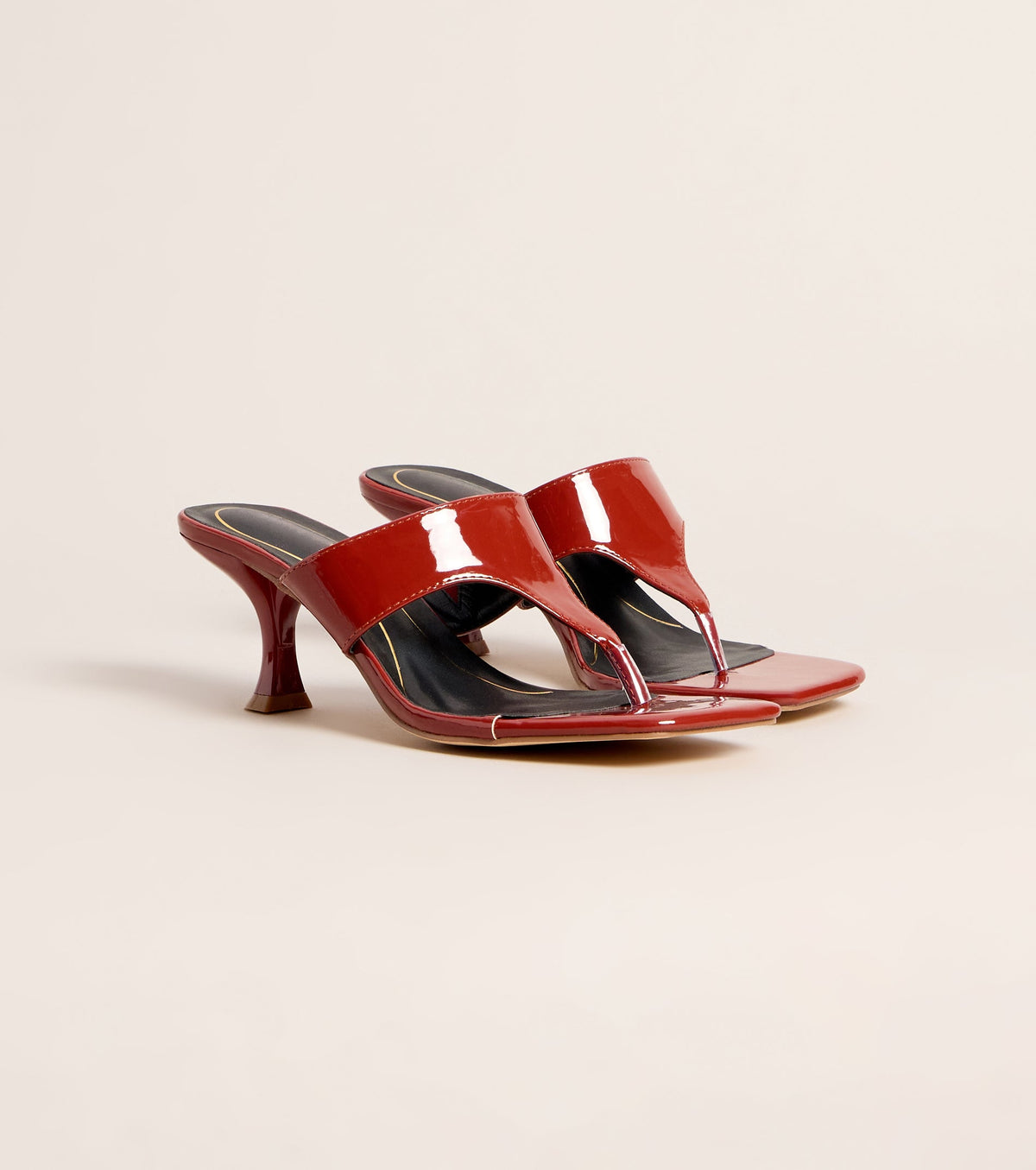 Sleek Step Patent Thong Kitten Heels
